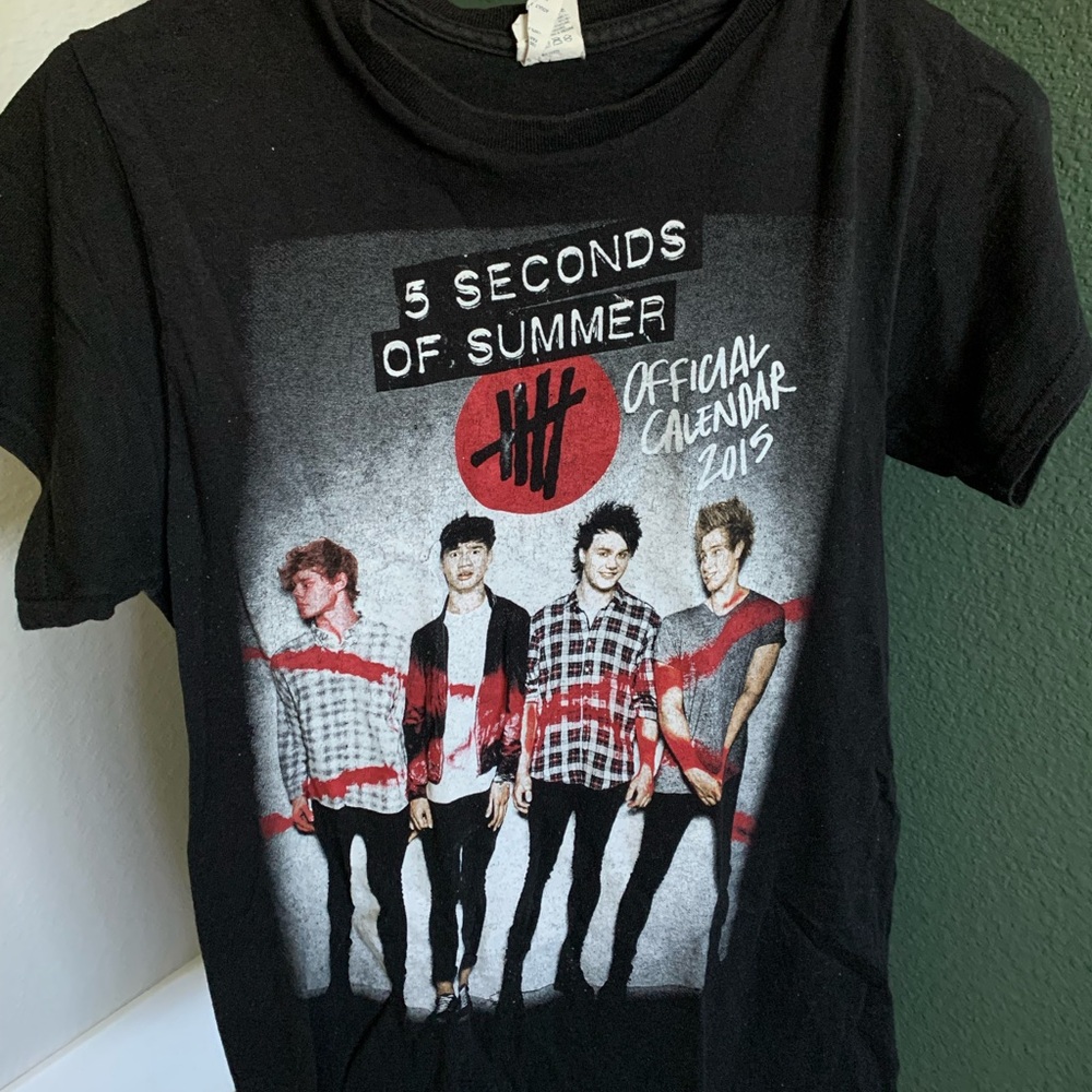 5SOS official merch